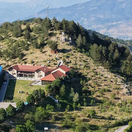 Otel Perla E Tomorrit Ez Ujanik