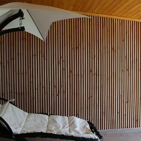 Perla E Tomorrit Ez Otel Ujanik